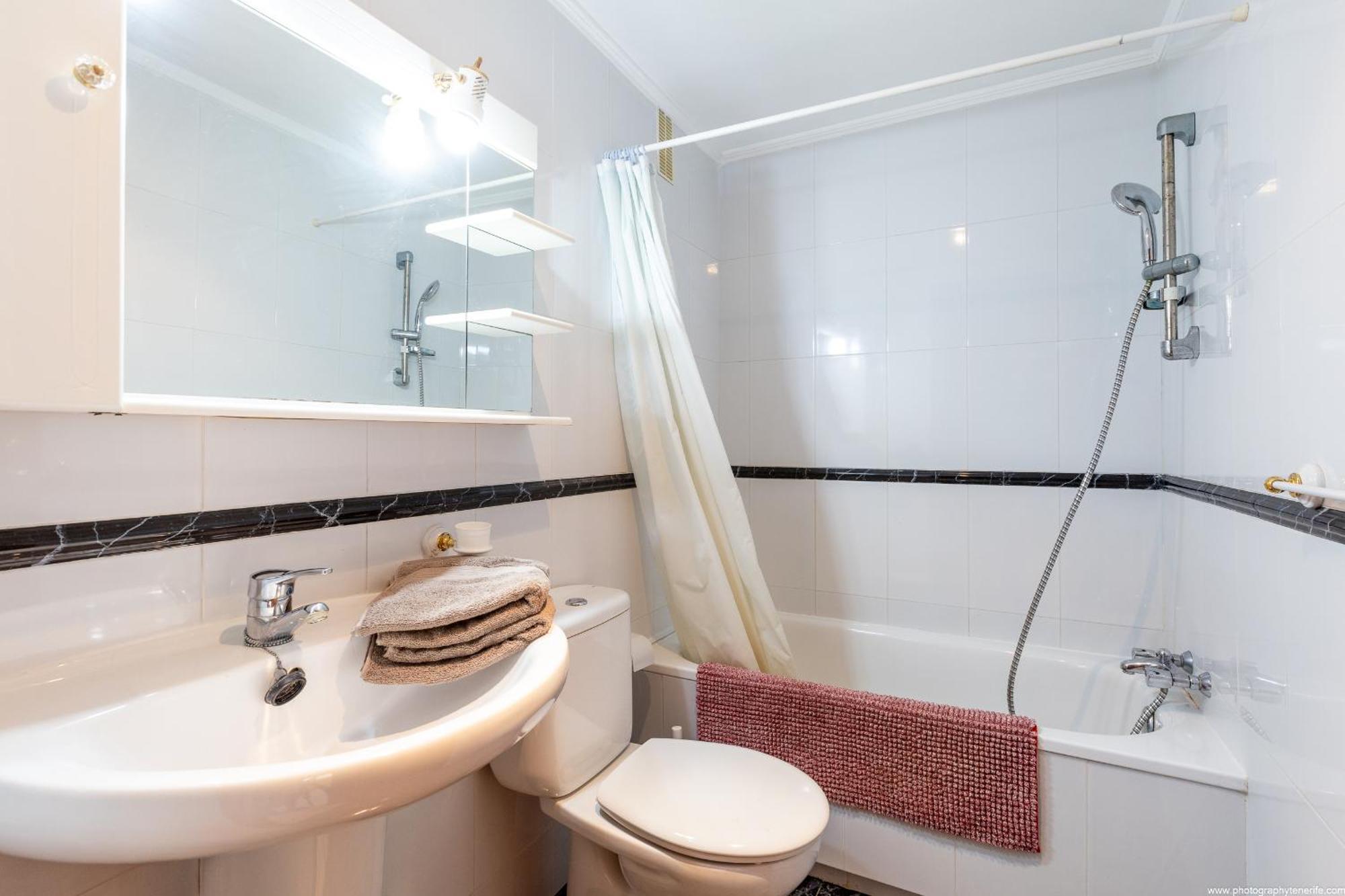 Apartamento Cristianos 2 Bedroom Quiet Complex 200 Meters From The Ocean *